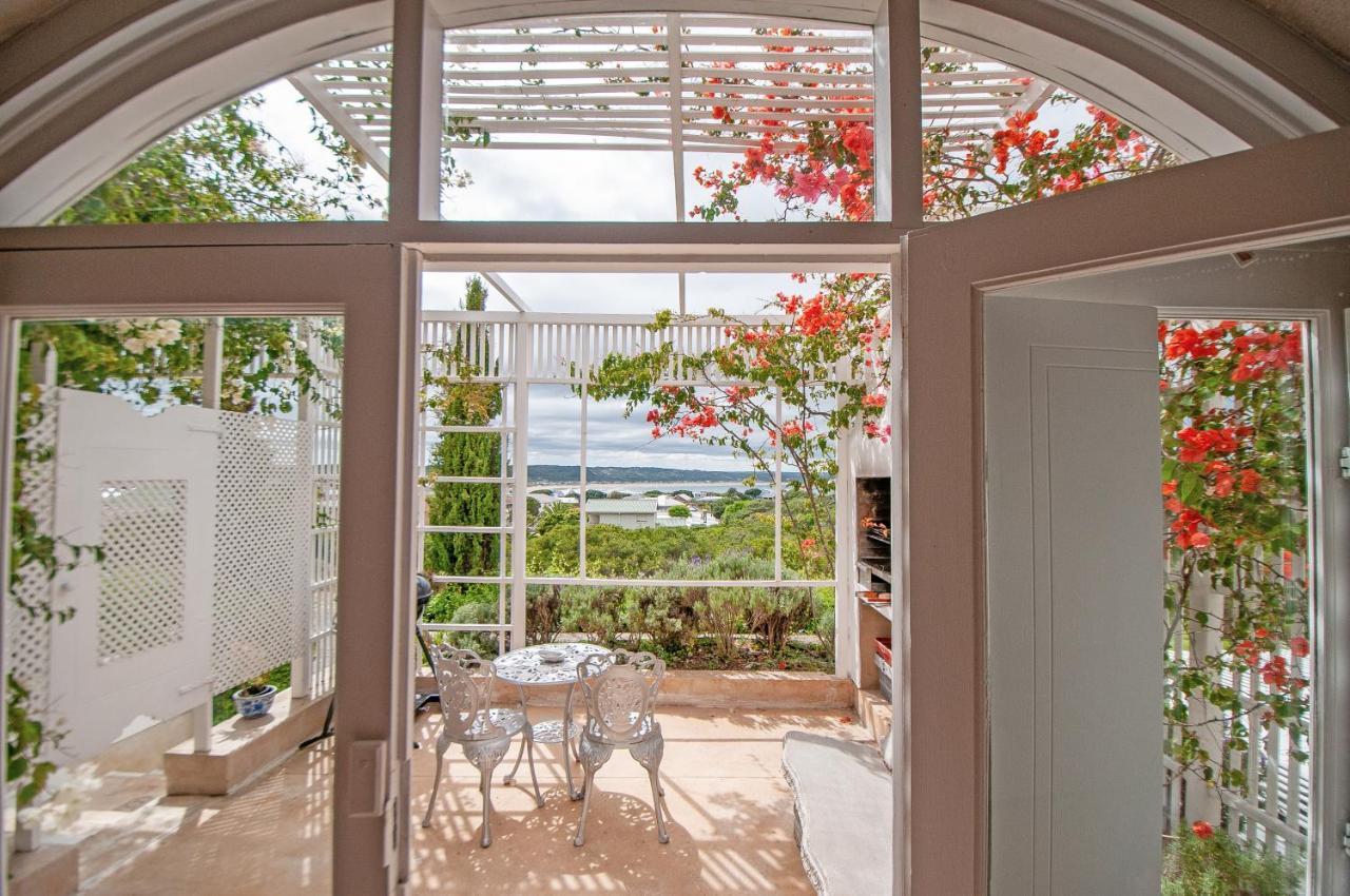 Charlotte House Apartment Stilbaai Ngoại thất bức ảnh
